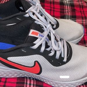 Nike athletic  shoes